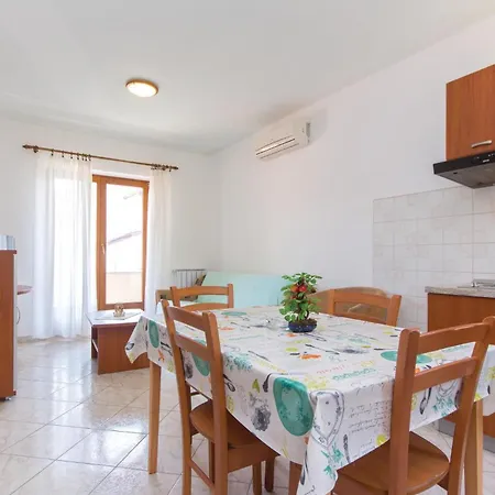 Stunning Home In Pula With Outdoor Swimming Pool