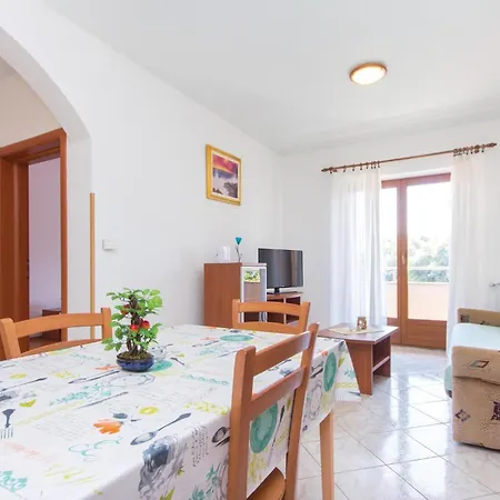 Kucine Iii Vakantiehuis *